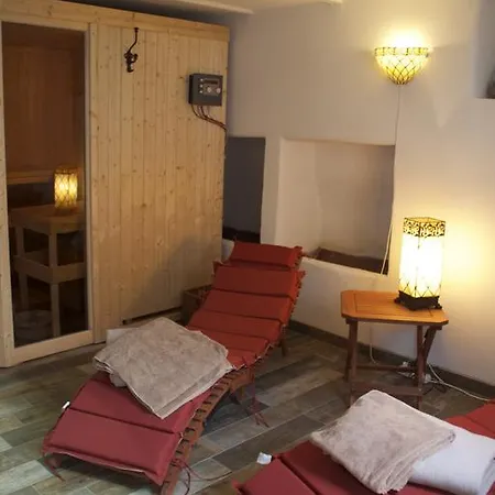 Haus Nr. 9 * Ruppichteroth